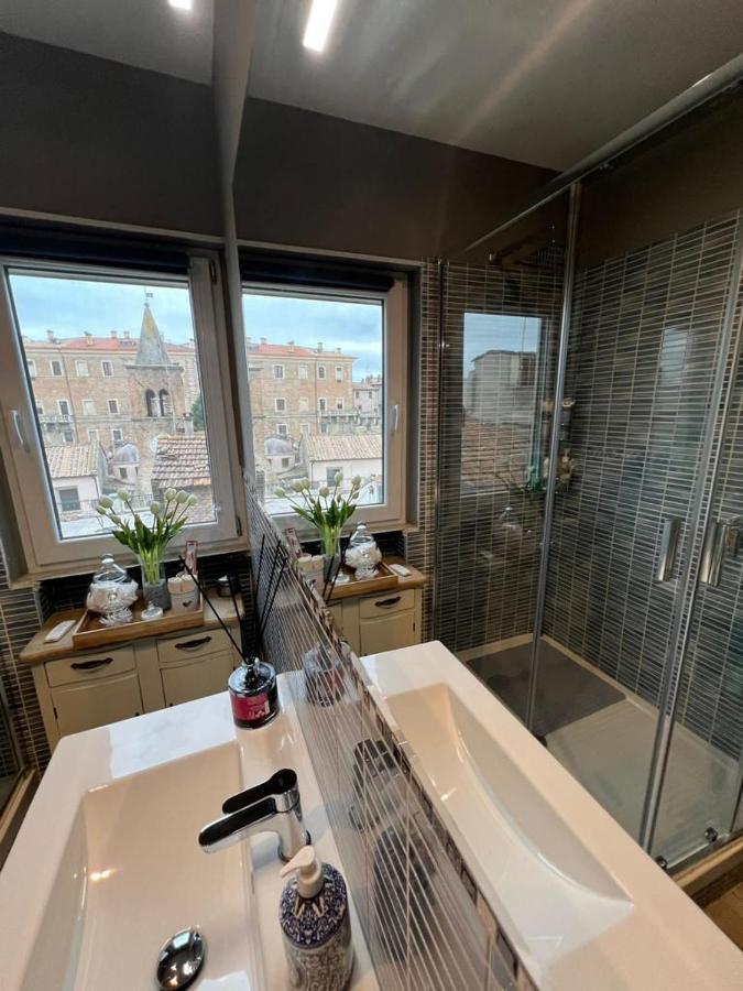 Casa Anita Lägenhet Mentana Exteriör bild